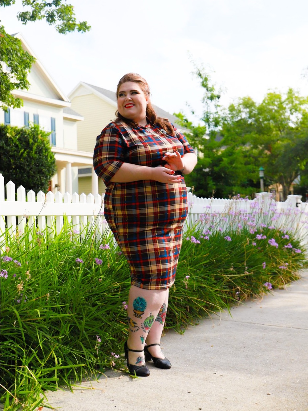 Plaid Midi Wiggle Dress in Tan and Red - Classic Comfortable Fit - Picture 4 of 4